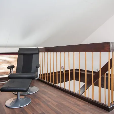 Stylish Near With Private Sauna House, Terrace And Garden *
